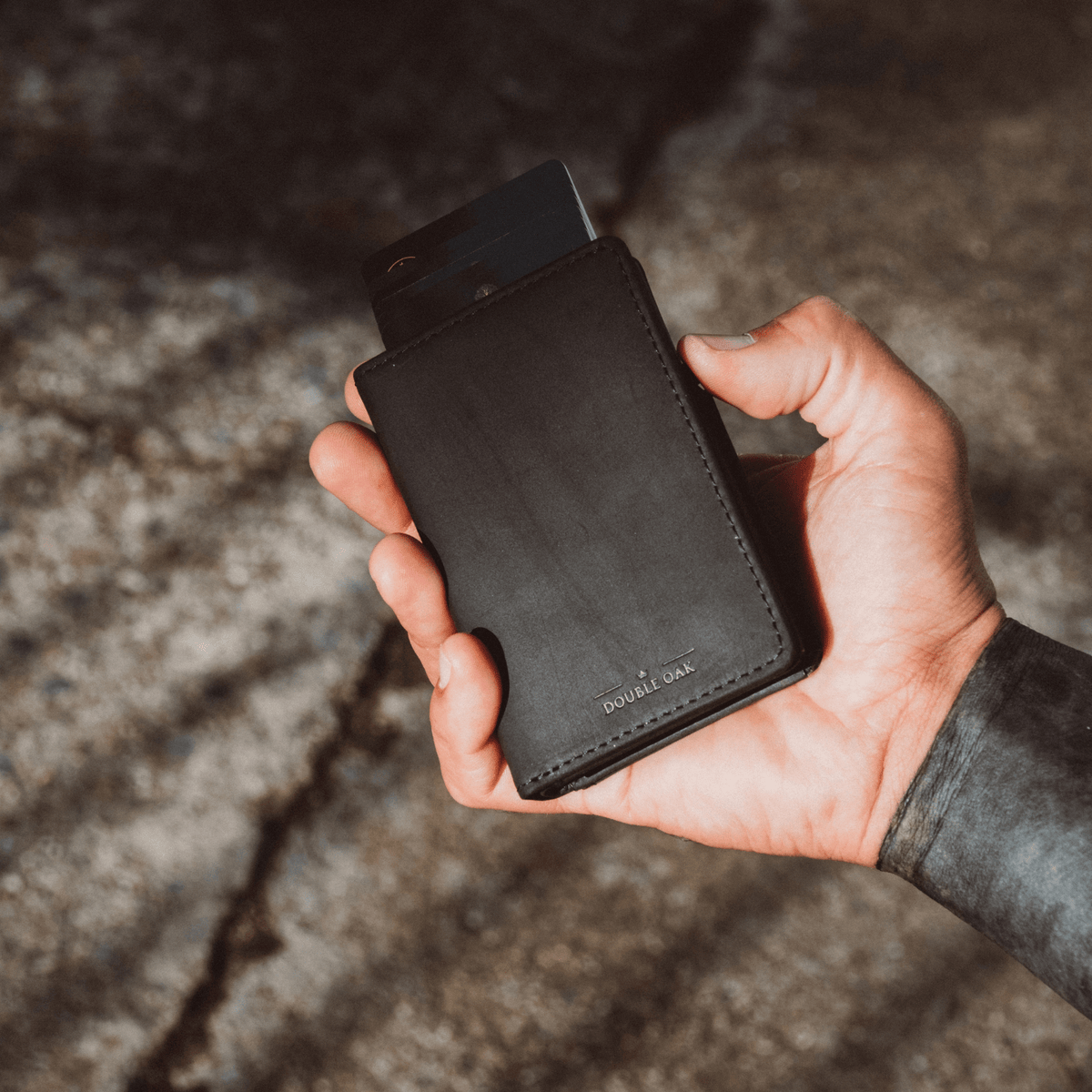 Double Oak Essentials Bifold Pop-Up Wallet