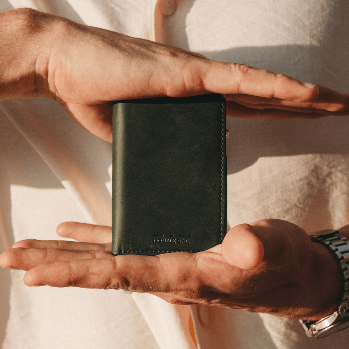 Double Oak Essentials Bifold Pop-Up Wallet