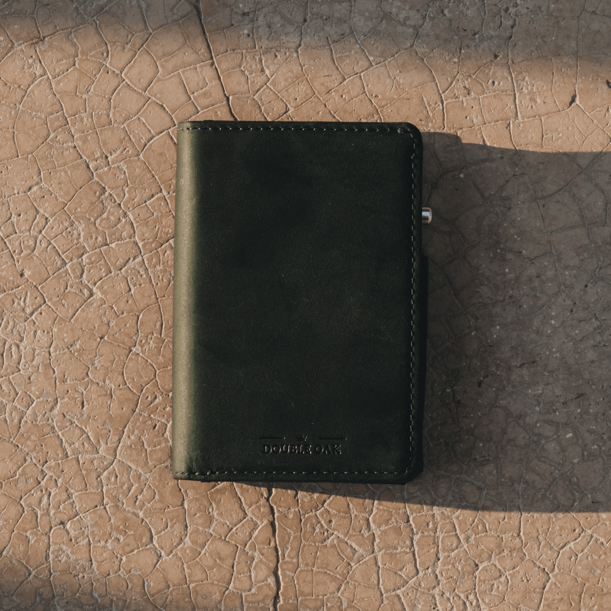 Double Oak Essentials Bifold Pop-Up Wallet