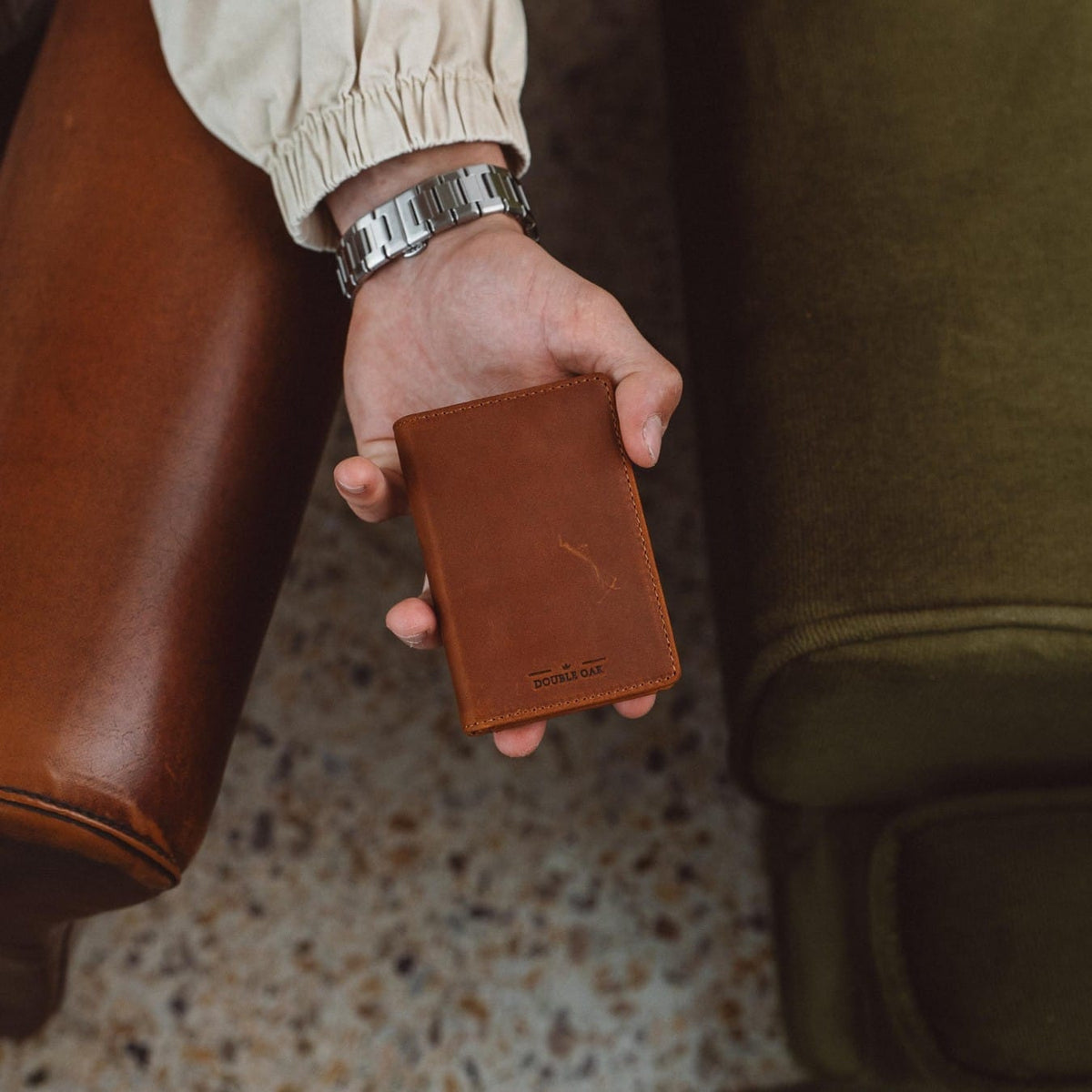 Double Oak Essentials Bifold Pop-Up Wallet
