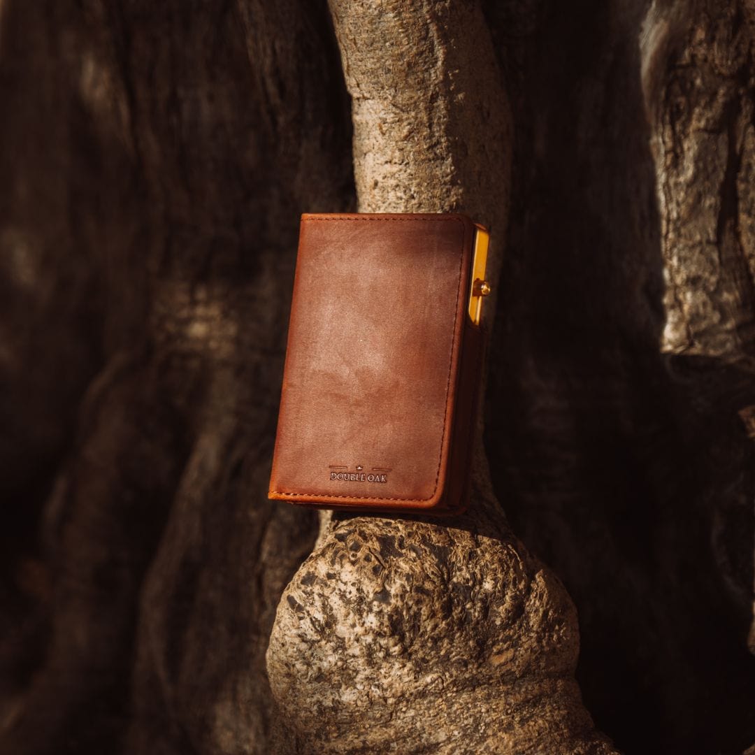 Double Oak Essentials Bifold Pop-Up Wallet