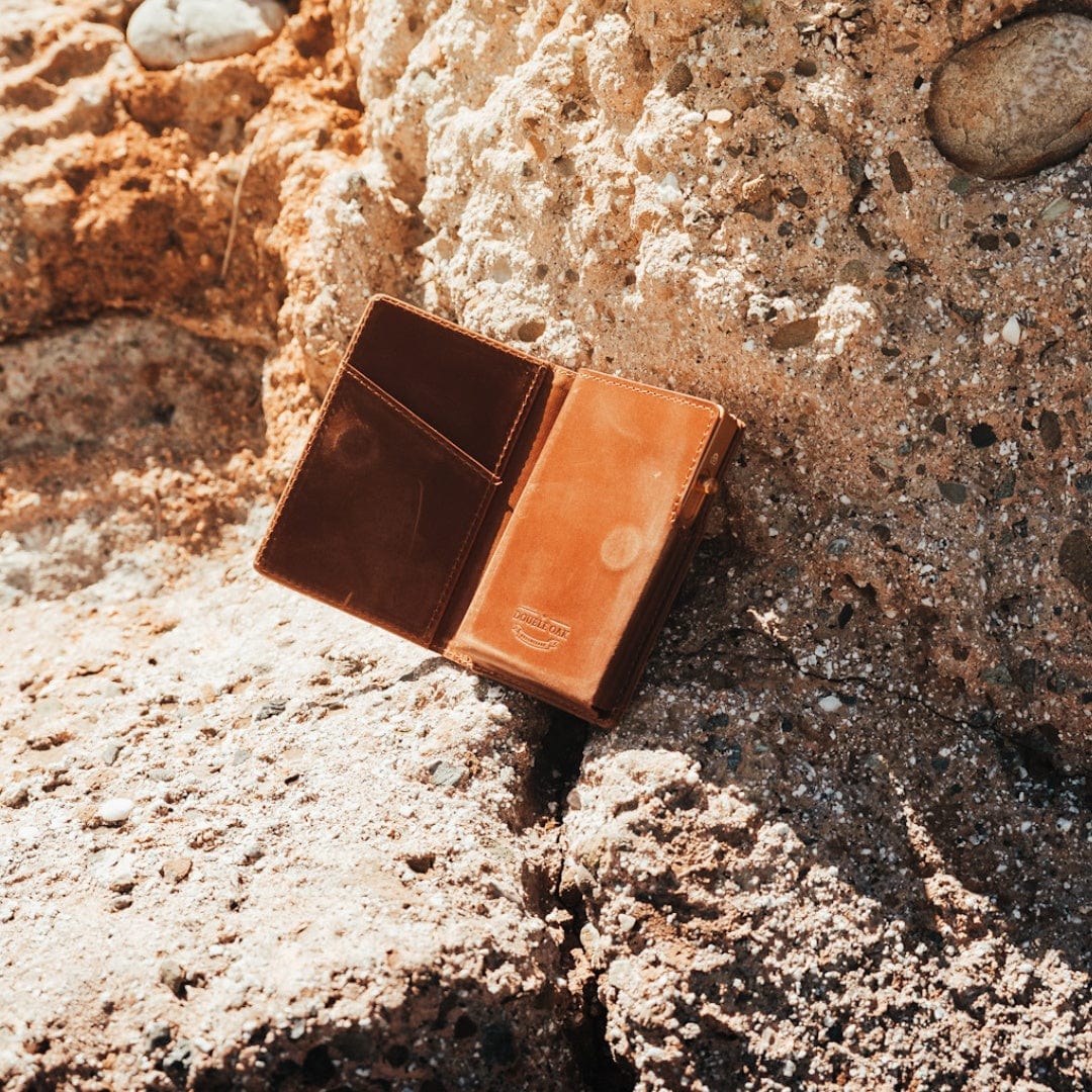 Double Oak Essentials Bifold Pop-Up Wallet