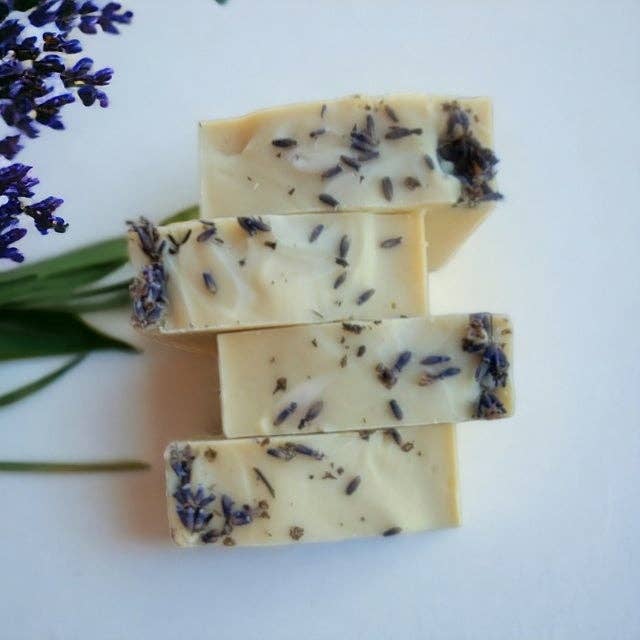 Lavender Bud Fresh Goat's Milk Soap