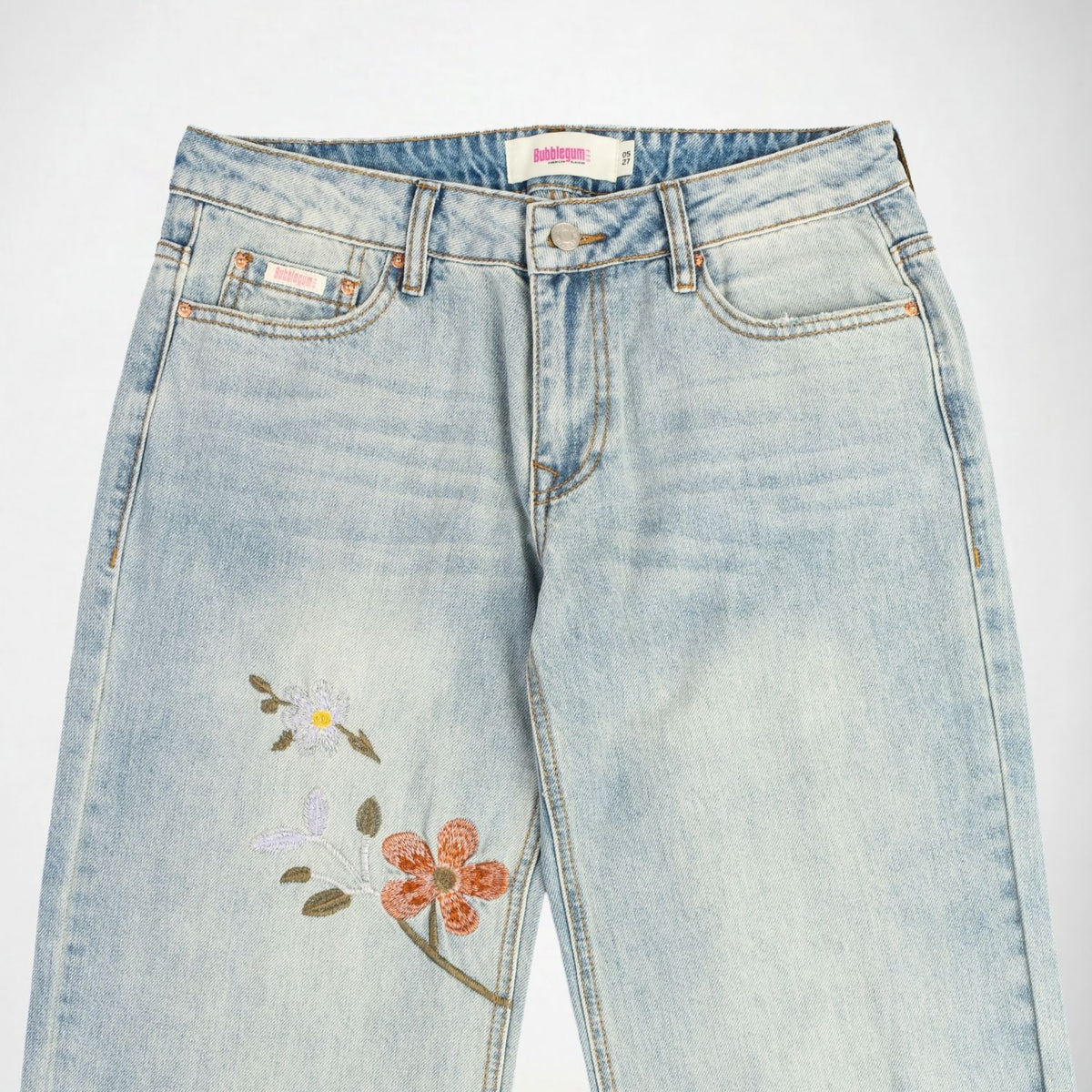 BUBBLEGUM USA Lisa Women's Floral Embroidered Baggy Wide-Leg Jeans