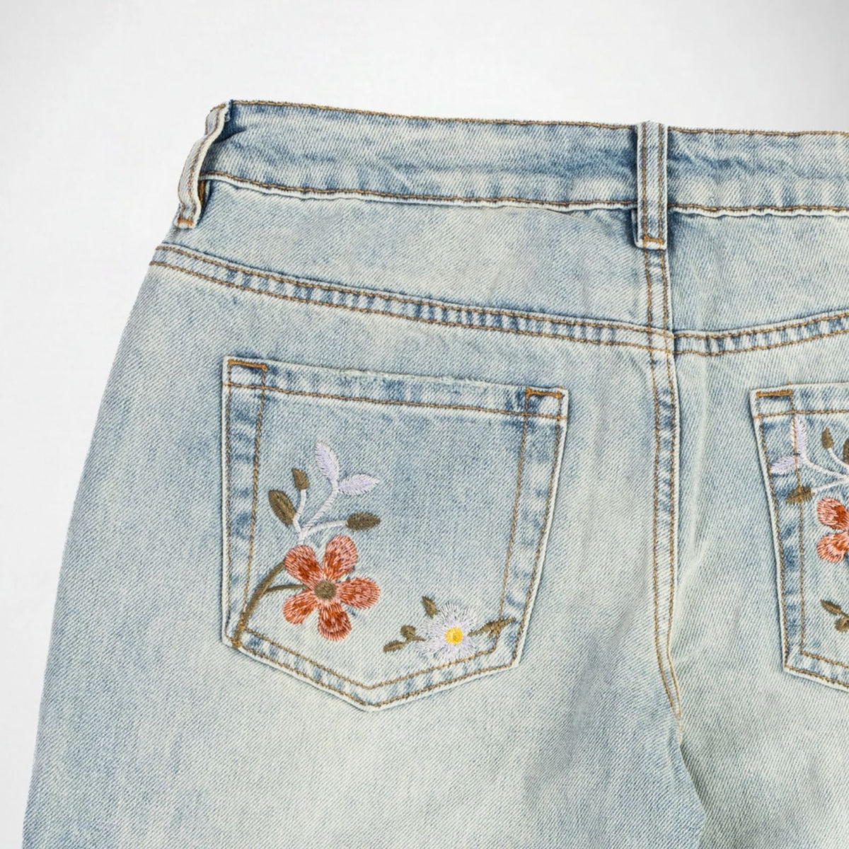 BUBBLEGUM USA Lisa Pastel Posy Women's Floral Baggy Wide-Leg Jeans