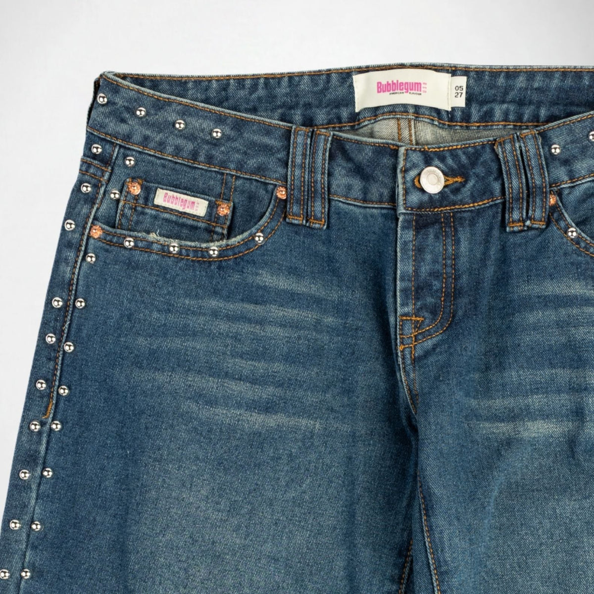 Luna | Chrome Studs Super Low Wide
